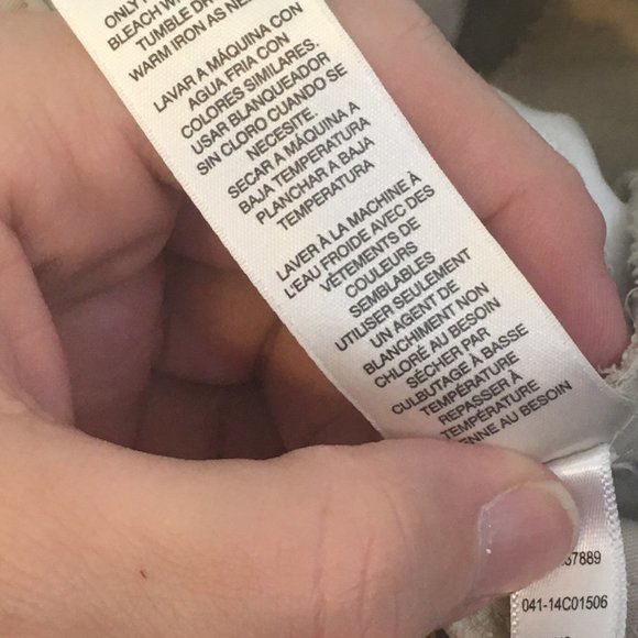 Chico's Women's Khaki So Slimming Crop Pants, size 1, 32 waist - Picture 9 of 9